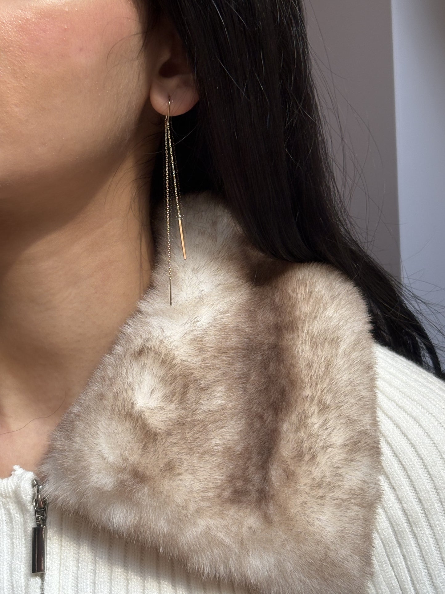 Sparkling dangling earrings